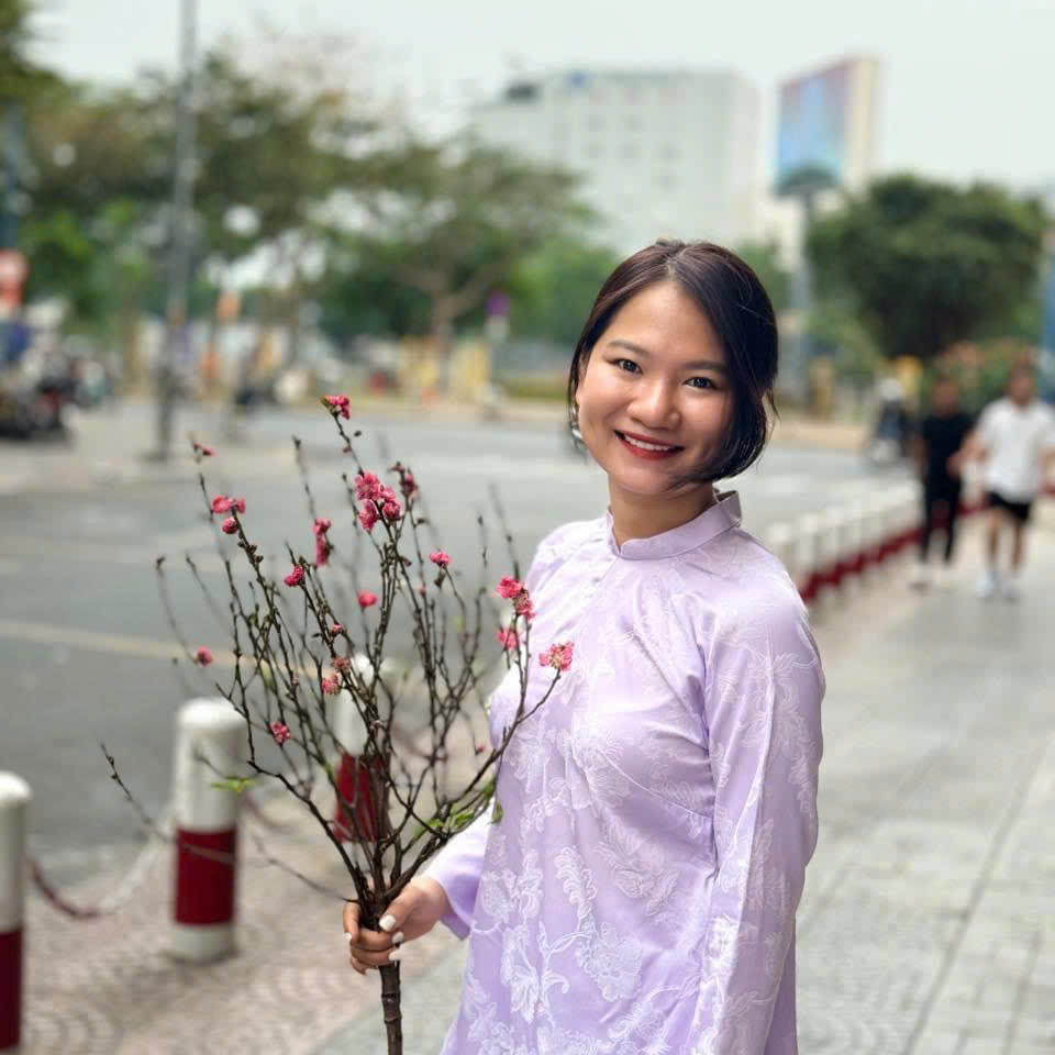 Ms Thảo Nguyên 