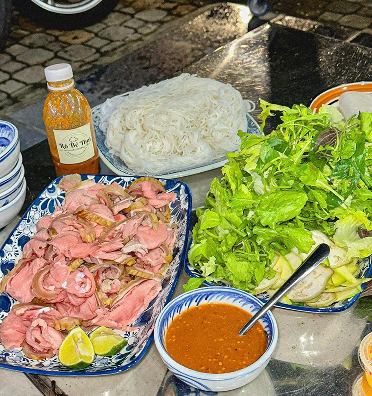 Real images of dishes at Be Thui Cau Mong Ro