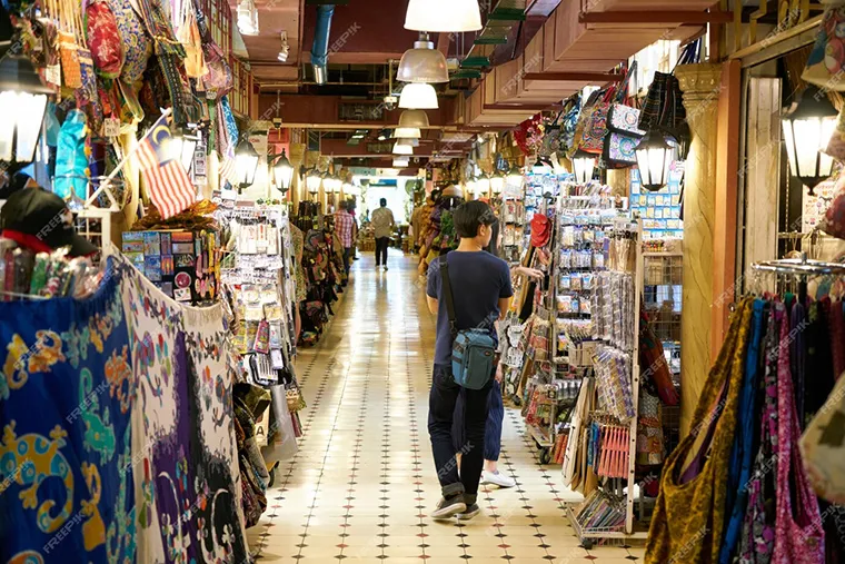 An Dong Market offers a wide variety of women's fashion items