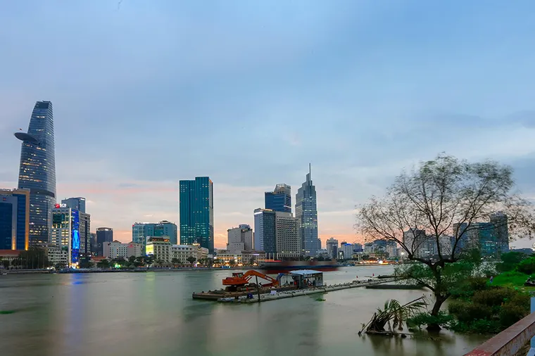 Exploring and shopping in Saigon are unforgettable experiences for visitors