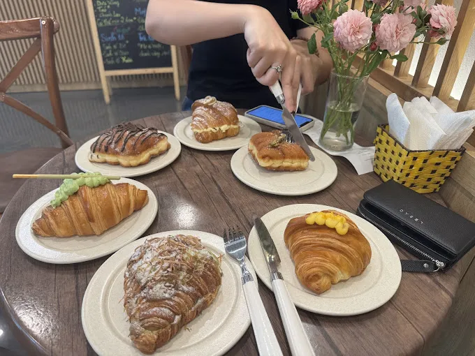 O'Douceurs is a popular spot for French pastries and brunch