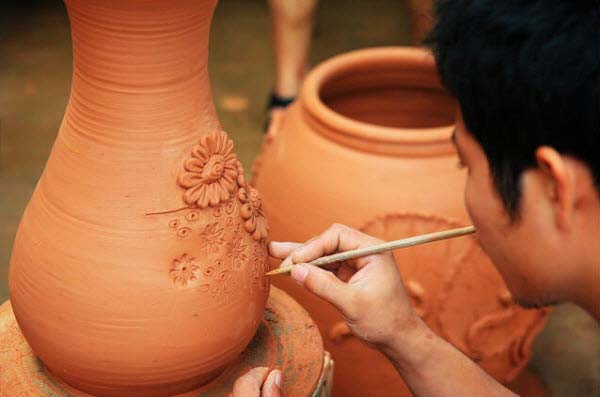 Day Tour | Motorbike/Bicycle Experience to the Ancient Pottery Village of Bat Trang | Vietnam