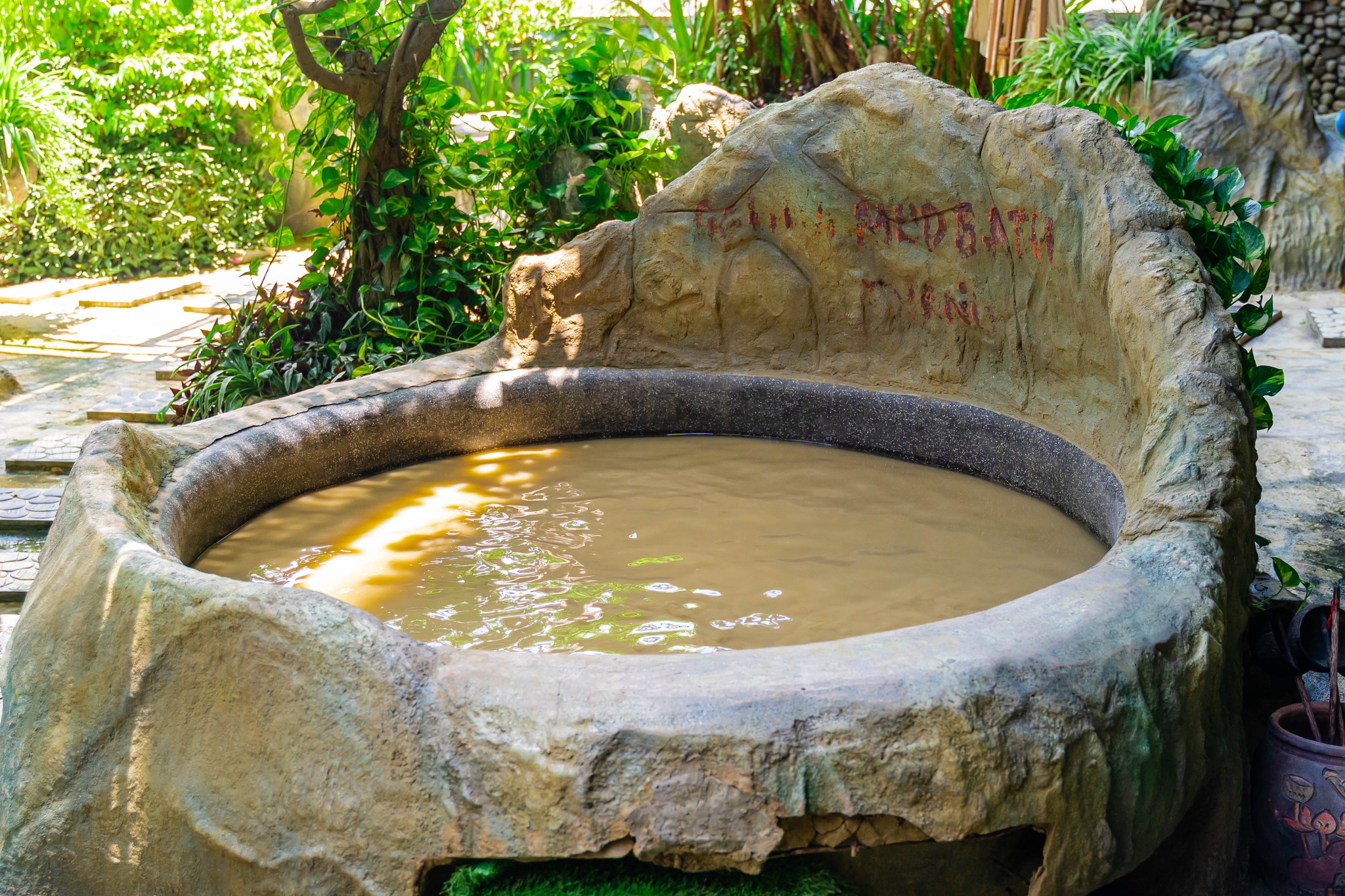 Day Tour | Hon Mun - Hon Tam by Speedboat (Including Mud Bath)