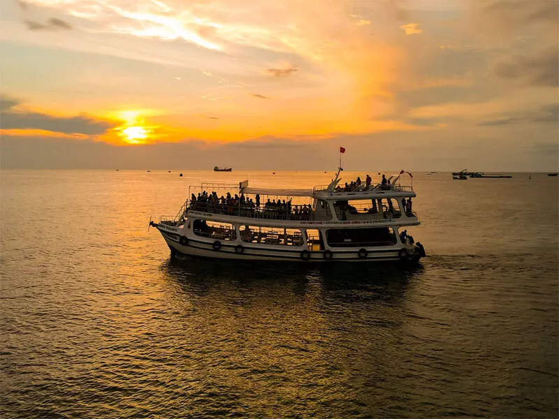 Day Tour | Sunset Viewing Experience & Night Squid Fishing