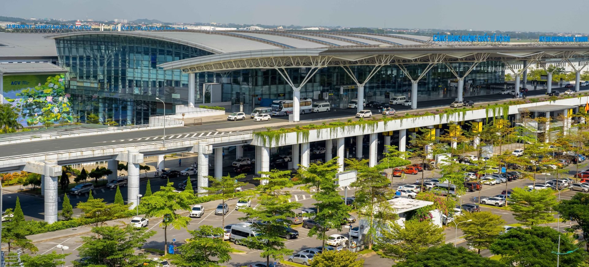 Ha Noi Airport - Priority Pick-up and See-off Service at Noi Bai International Airport (HAN)