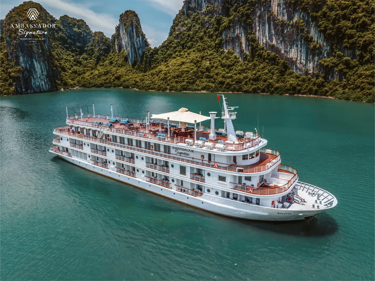 Ha Long Bay Sunset Cruise on the 5-star Ambassador II with a premium Asian-European dinner