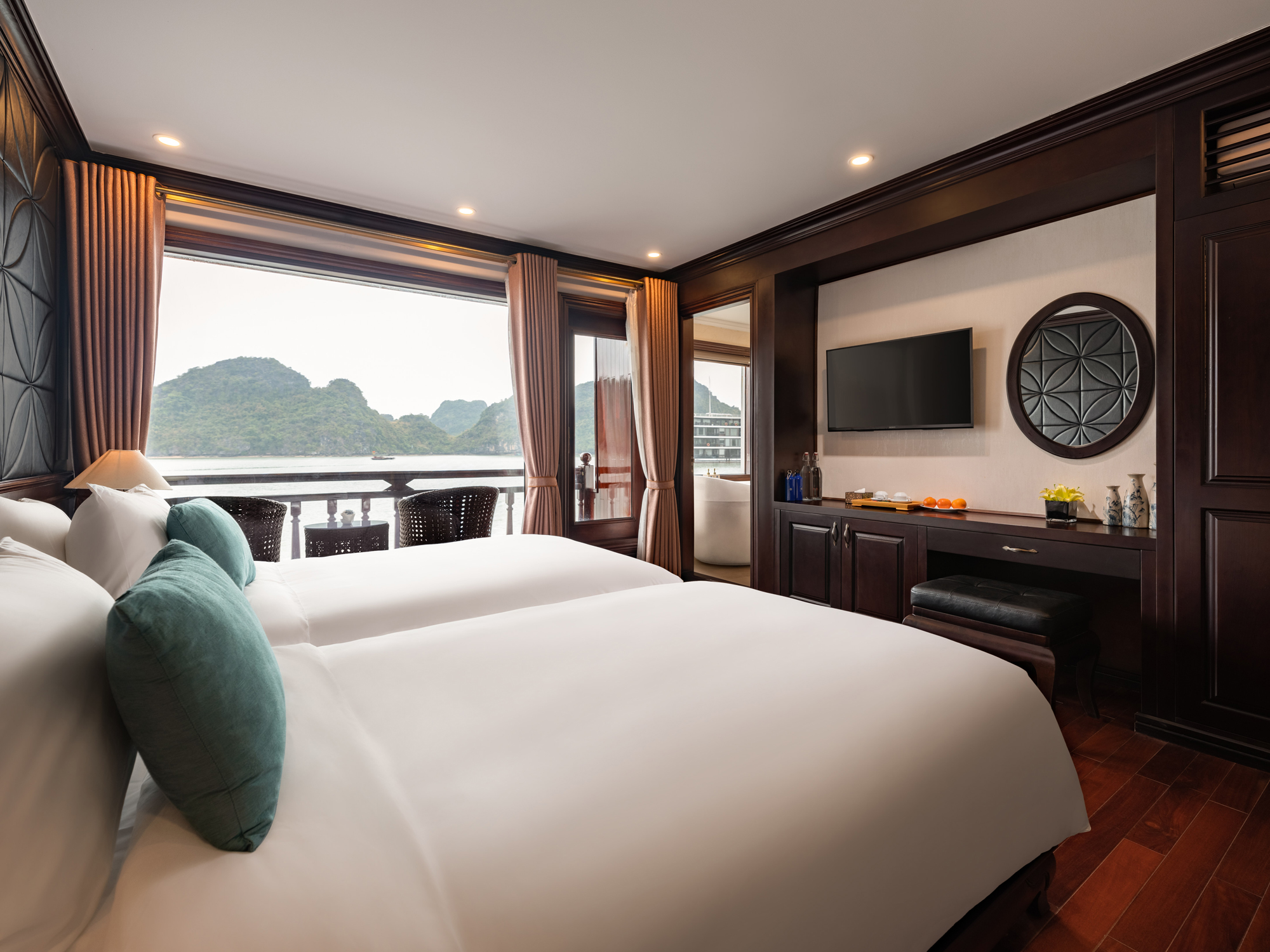 2D1N Tour | Explore Ha Long Bay with 5* Aqua Of The Seas Cruise