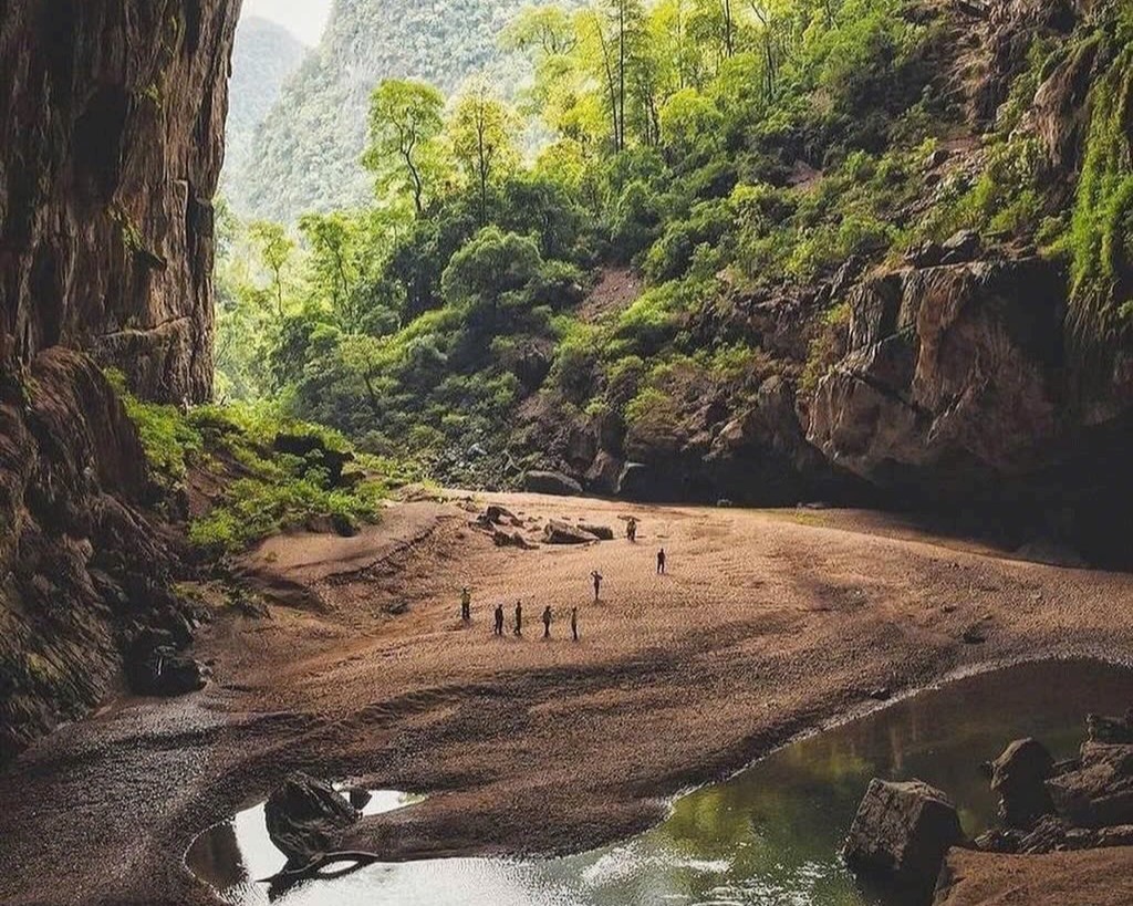 Tour trong ngày I Khám phá vẻ đẹp kì bí Động Phong Nha I Huế