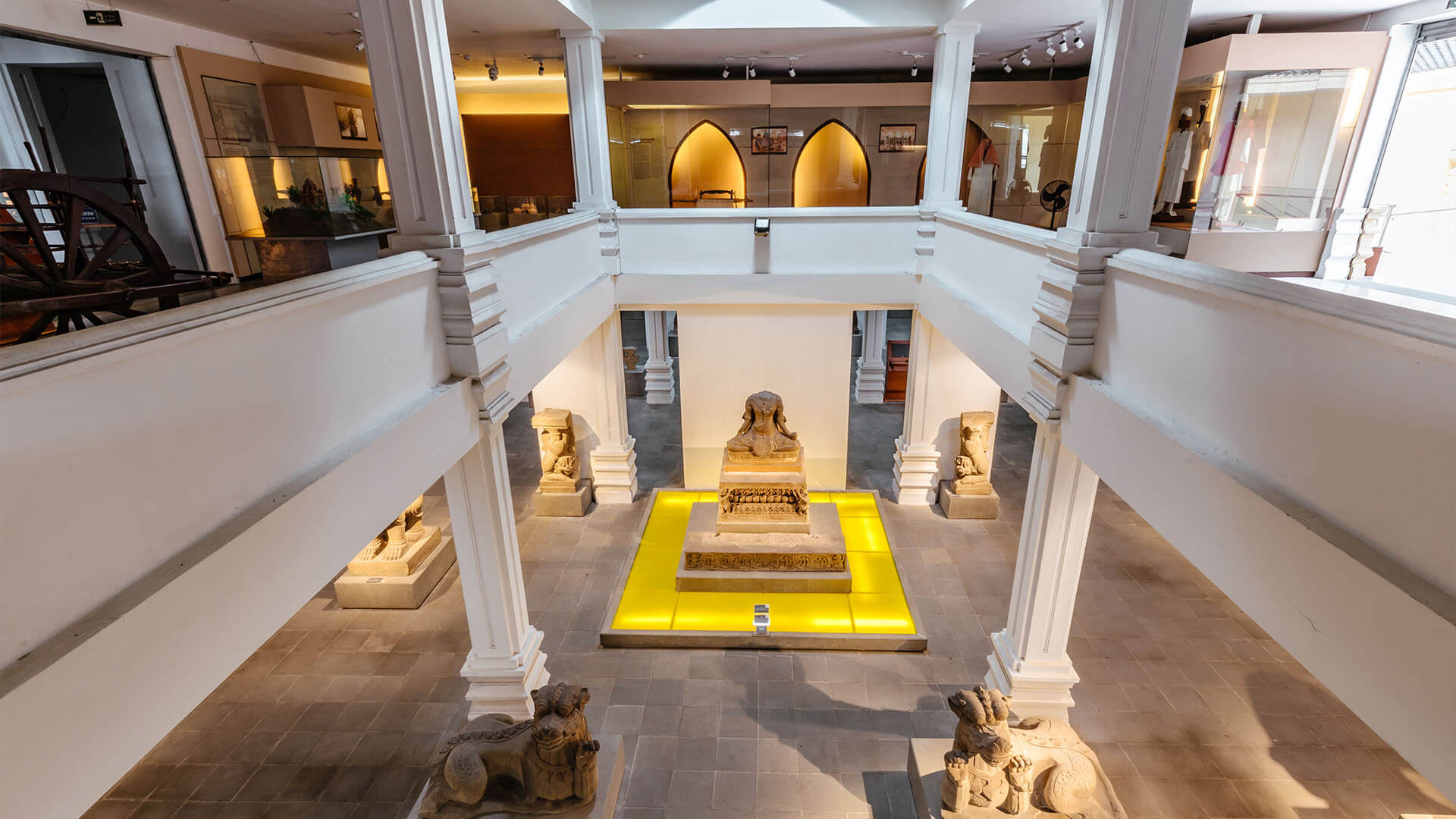 Day Tour | Explore Da Nang City and Cham Sculpture Museum