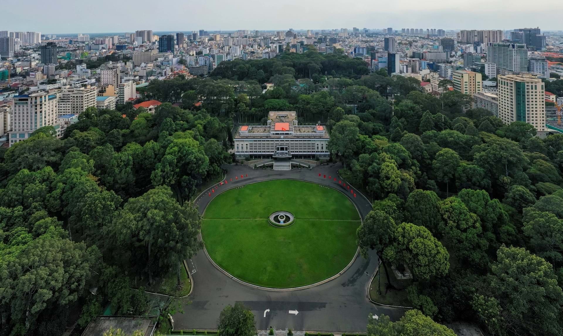 Day Tour | Premium Experience | Ho Chi Minh City Sightseeing