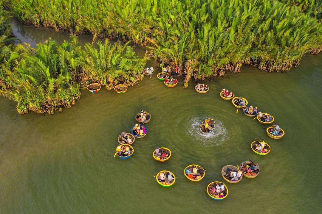 Tour trong ngày I Trải nghiệm Di chuyển bằng Thuyền thúng tại Rừng Dừa Bảy Mẫu và Tham quan Phố cổ Hội An