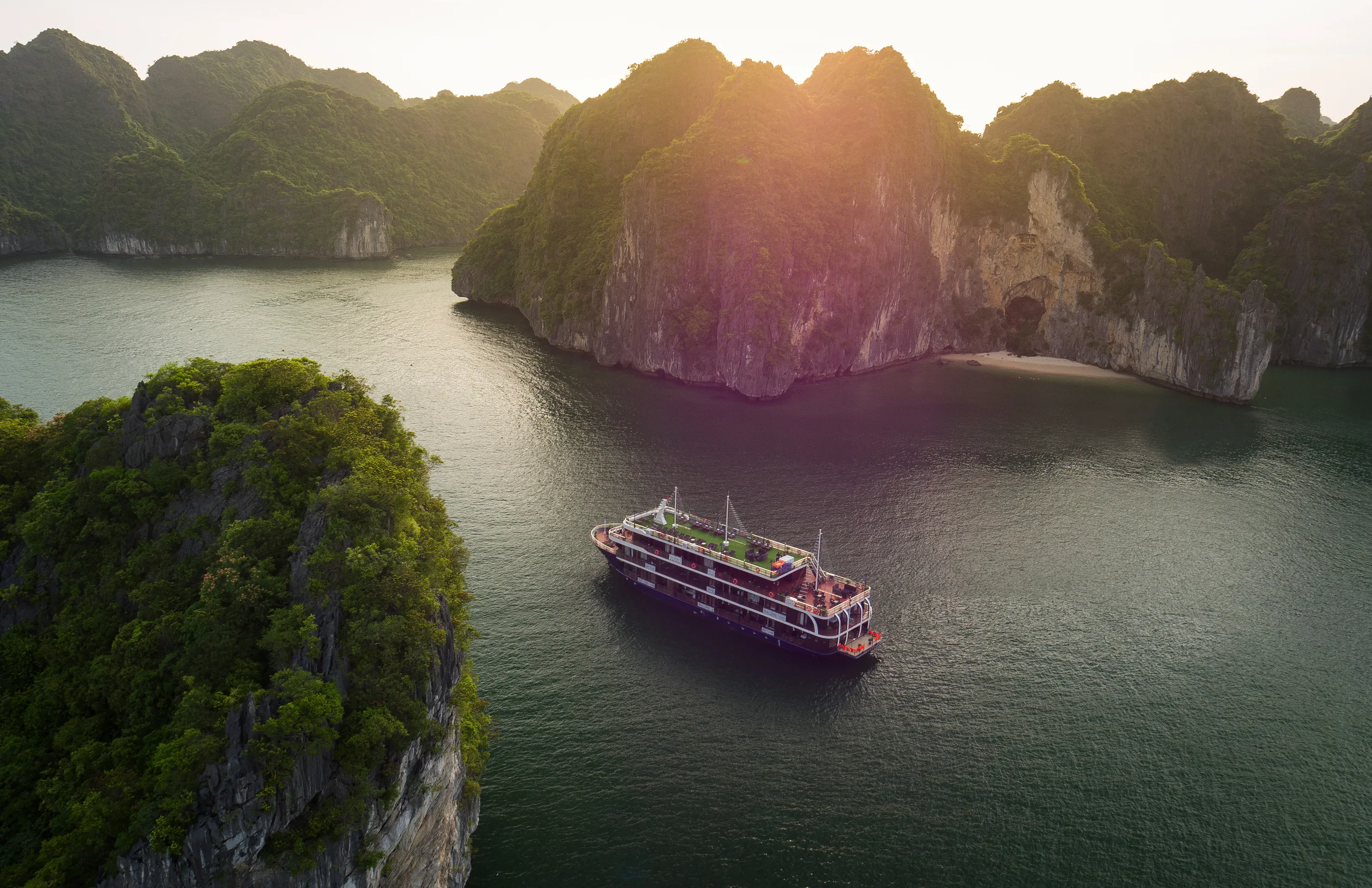 两天一夜游 | 与 Le Pandora 游船在海龙湾度假 | 海龙湾