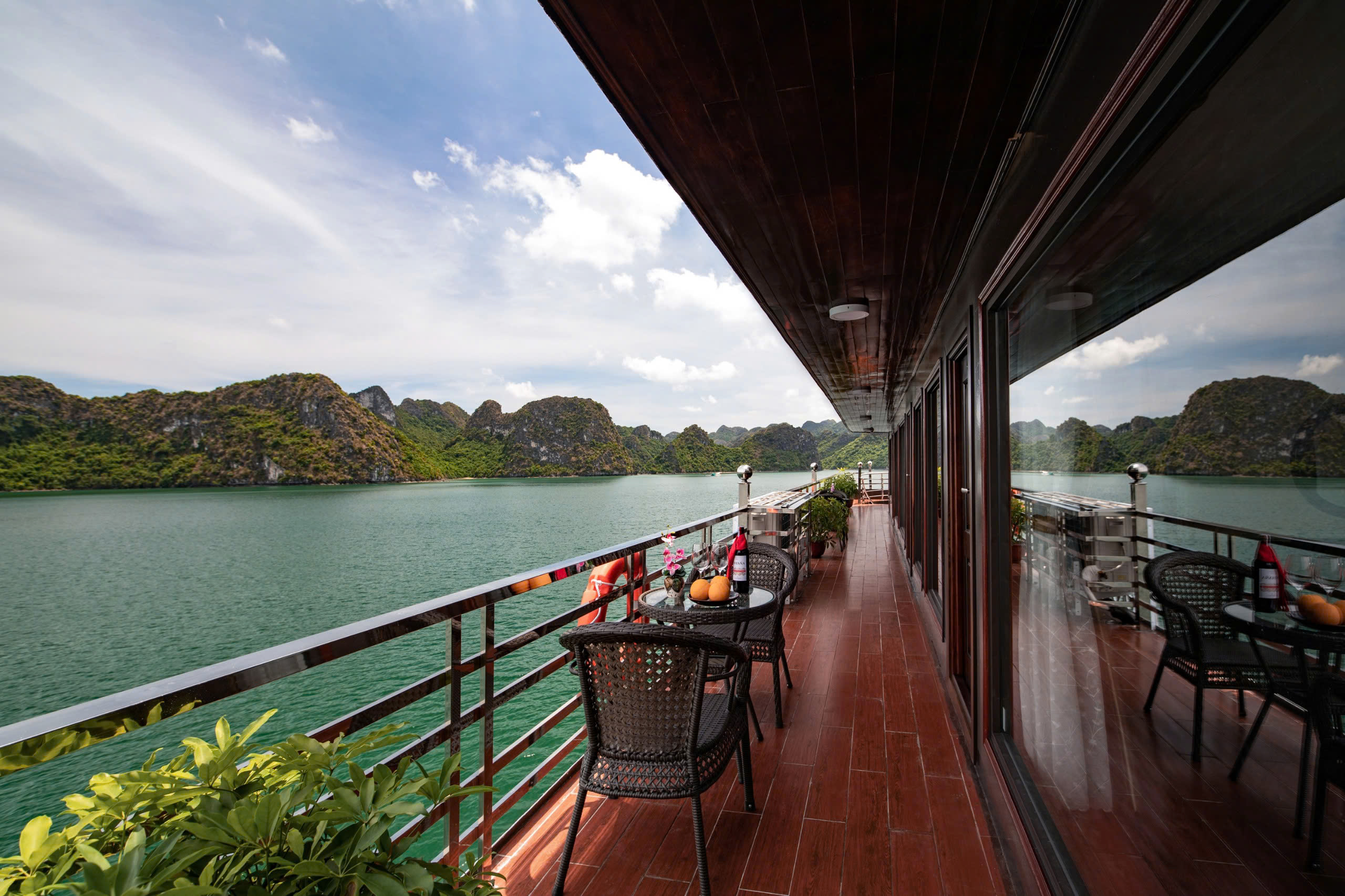  2D1N Tour | Relaxing at Ha Long Bay with Le Pandora Cruise Lan Ha Bay | Ha Long