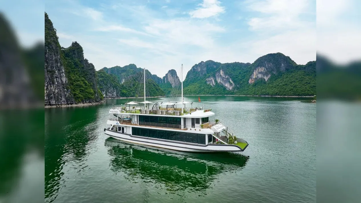 Day Tour | Discover Ha Long Bay with Hercules Premium Cruise | Ha Long