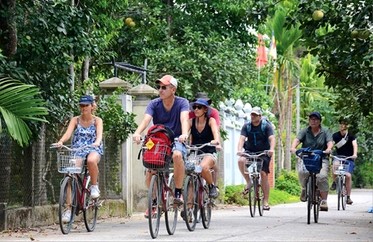 Private Tour | Cycling Experience Exploring the Historical and Cultural Heritage of the Ancient Capital | Hue