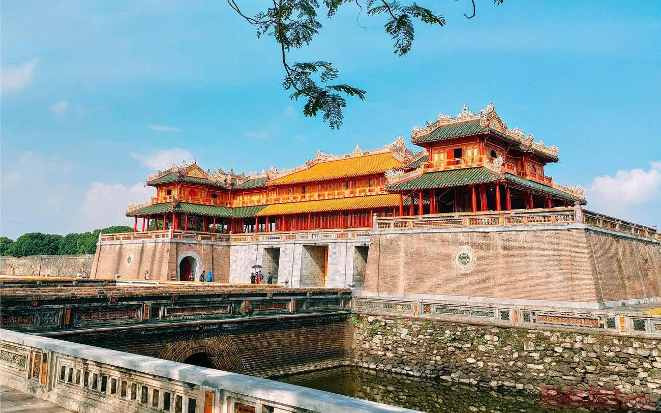 Day Tour I Sightseeing Tour of the Complex of Hue Monuments I Hue