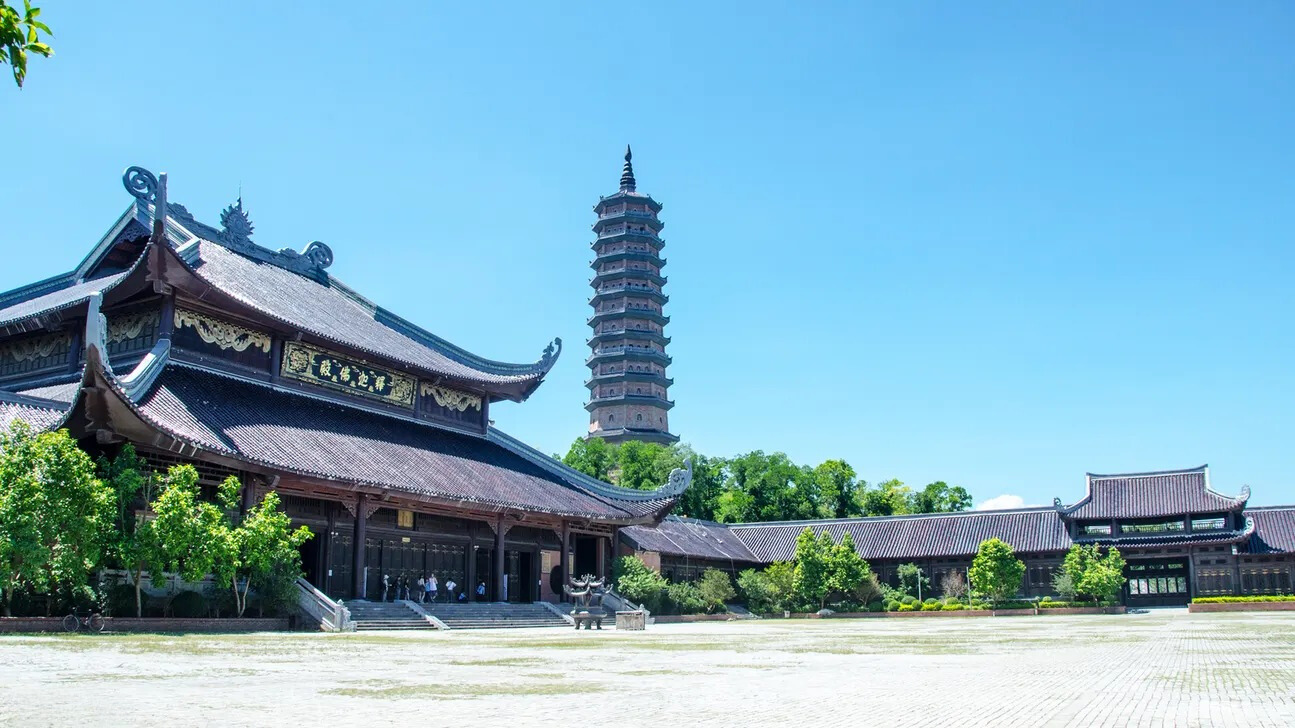 Day Tour I Bai Dinh - Trang An - Hang Mua Tour I Ninh Binh