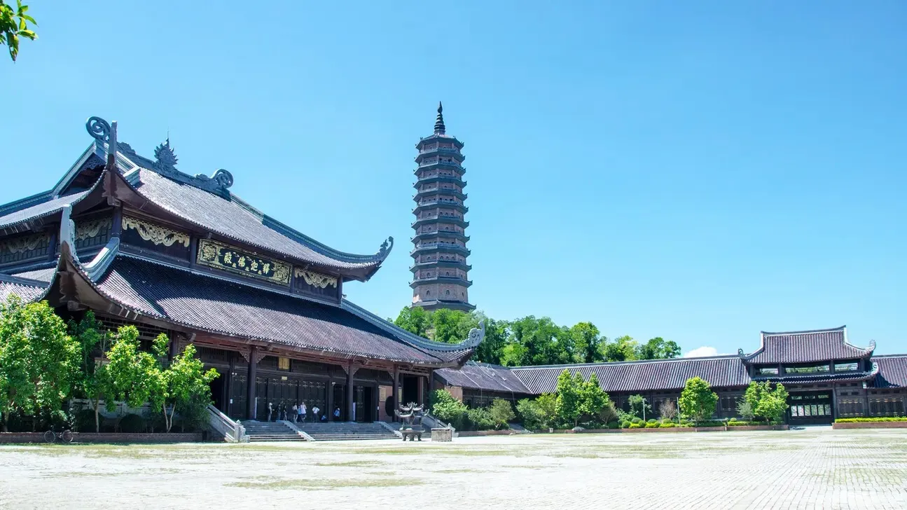 Tour trong ngày I Tour tham quan Bái Đính - Tràng An I Ninh Bình