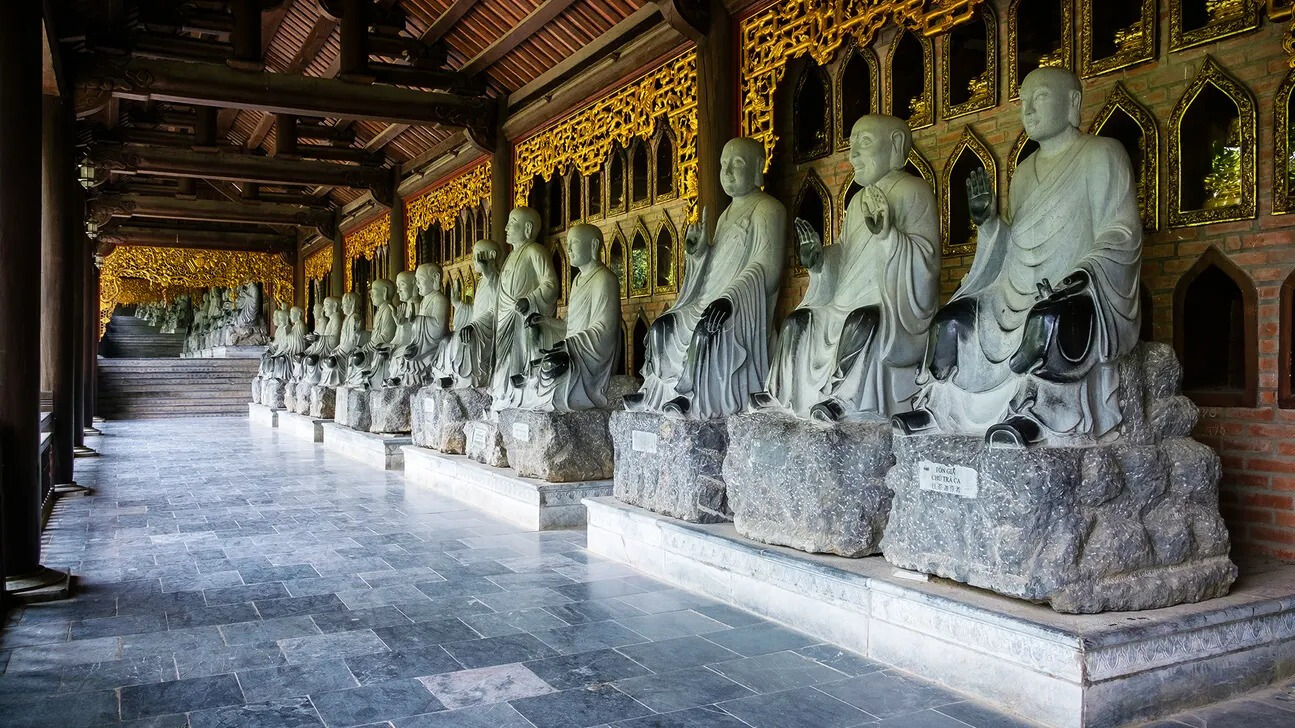 Day Tour | Bai Dinh Pagoda - Trang An Tour | Ninh Binh