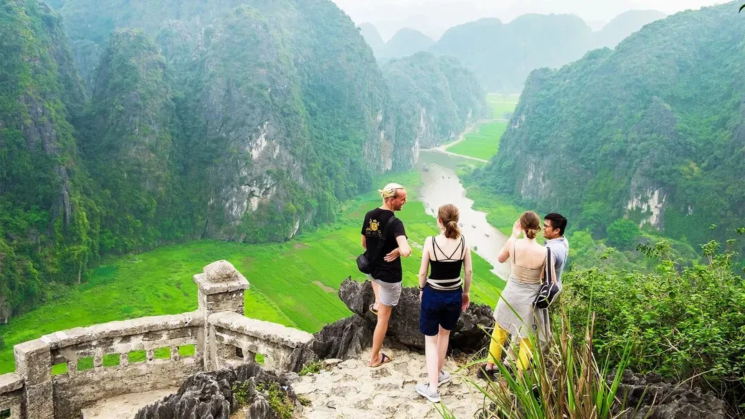 Day Tour | Visit the Ancient Capital of Hoa Lu - Tam Coc/Trang An - Mua Cave | Ninh Binh