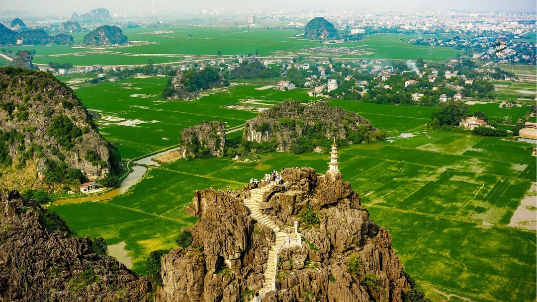 Day Tour | Visit the Ancient Capital of Hoa Lu - Tam Coc/Trang An - Hang Mua | Ninh Binh