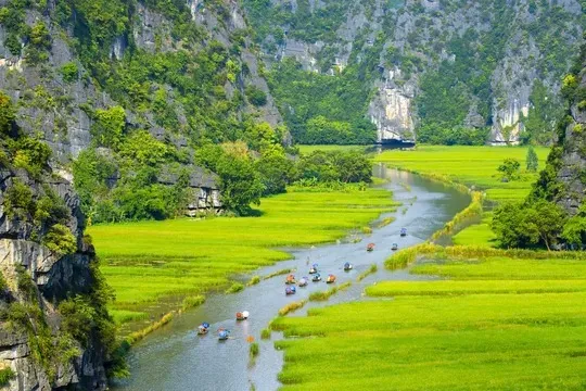 Day Tour | Visit the Ancient Capital of Hoa Lu - Tam Coc/Trang An - Hang Mua | Ninh Binh