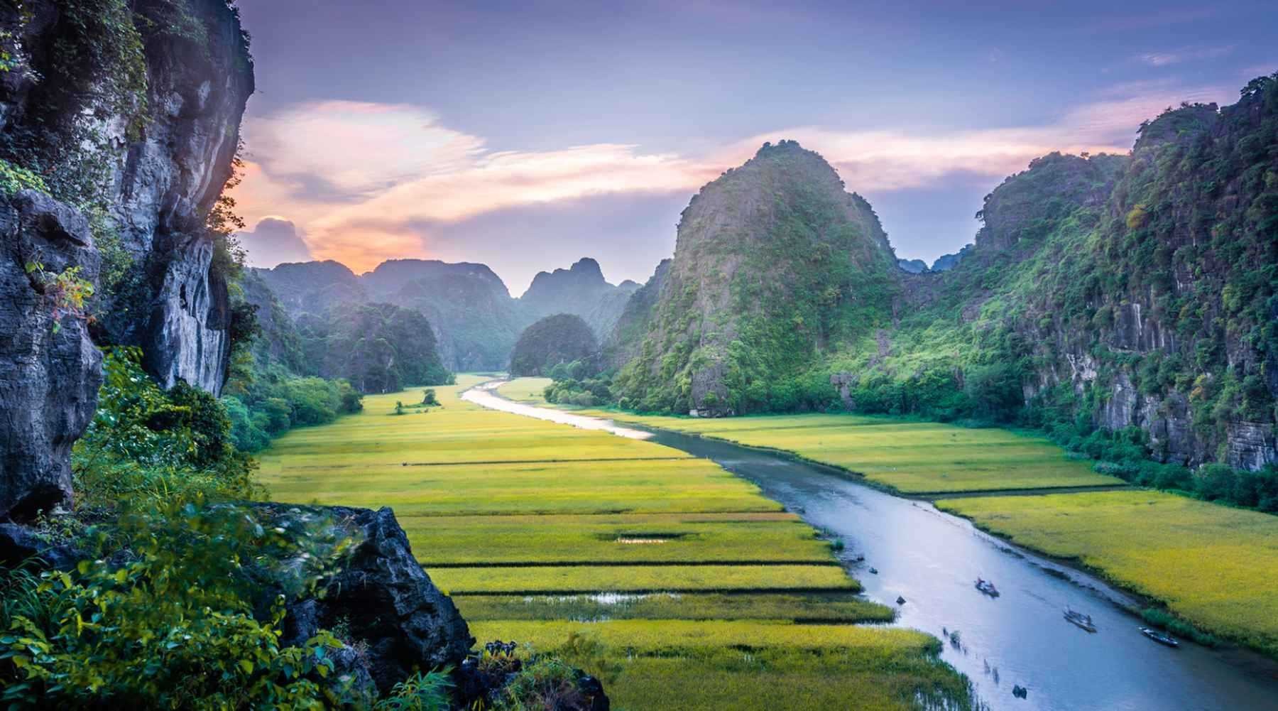 Tour trong ngày I Tham quan Hoa Lư - Tam Cốc/Tràng An I Ninh Bình