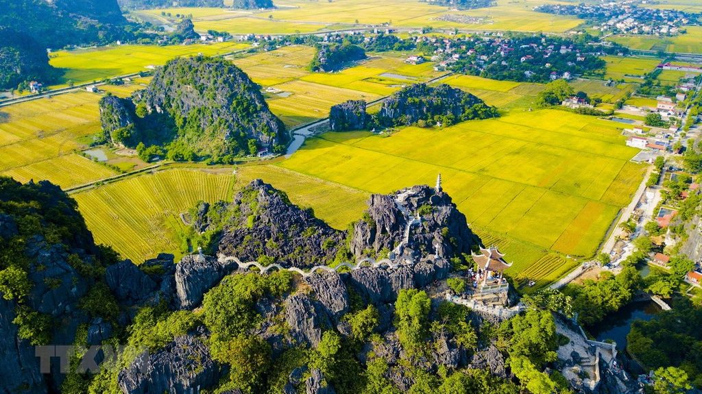 Tour 2N1D I Tham quan Hoa Lư - Tràng An - Hang Múa - Bích Động - Thung Nham và Nghỉ dưỡng tại Trang An Heritage Garden I Ninh Bình