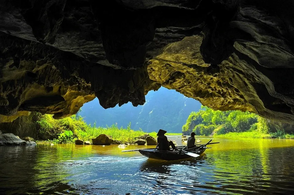 Tour 2N1D I Tham quan Bái Đính - Tràng An - Hoa Lư - Tam Cốc - Hang Múa và Nghỉ dưỡng tại Trang An Heritage Garden I Ninh Bình