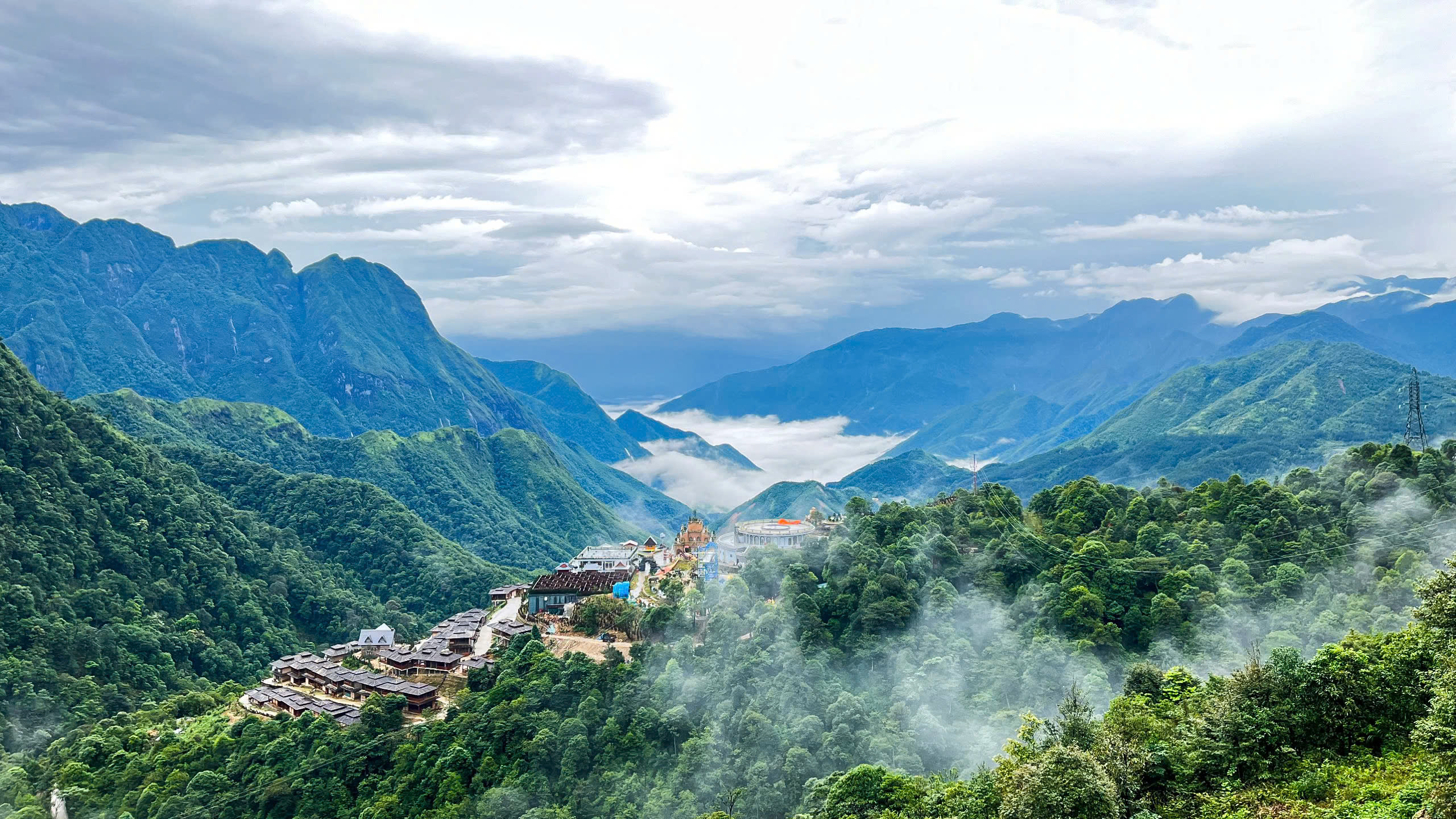 Entrance Ticket to Ô Quy Hồ Heaven Gate | Sapa