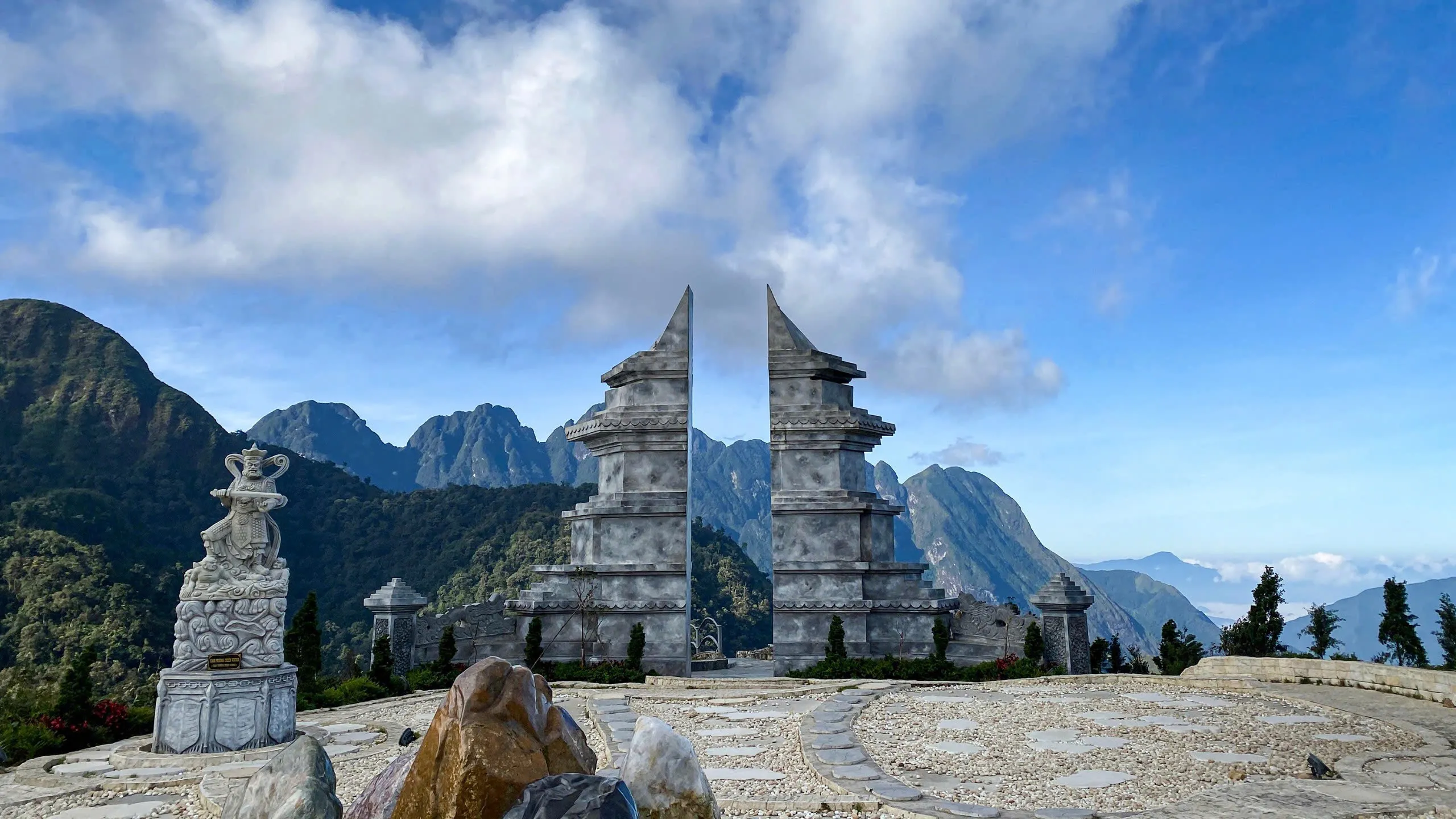 Entrance Ticket to O Quy Ho Heaven Gate | Sapa