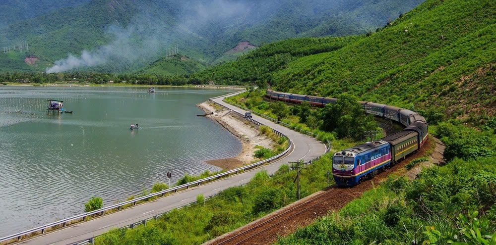 Vé tàu hoả ''Chuyến tàu Di sản'' Đà Nẵng - Huế 