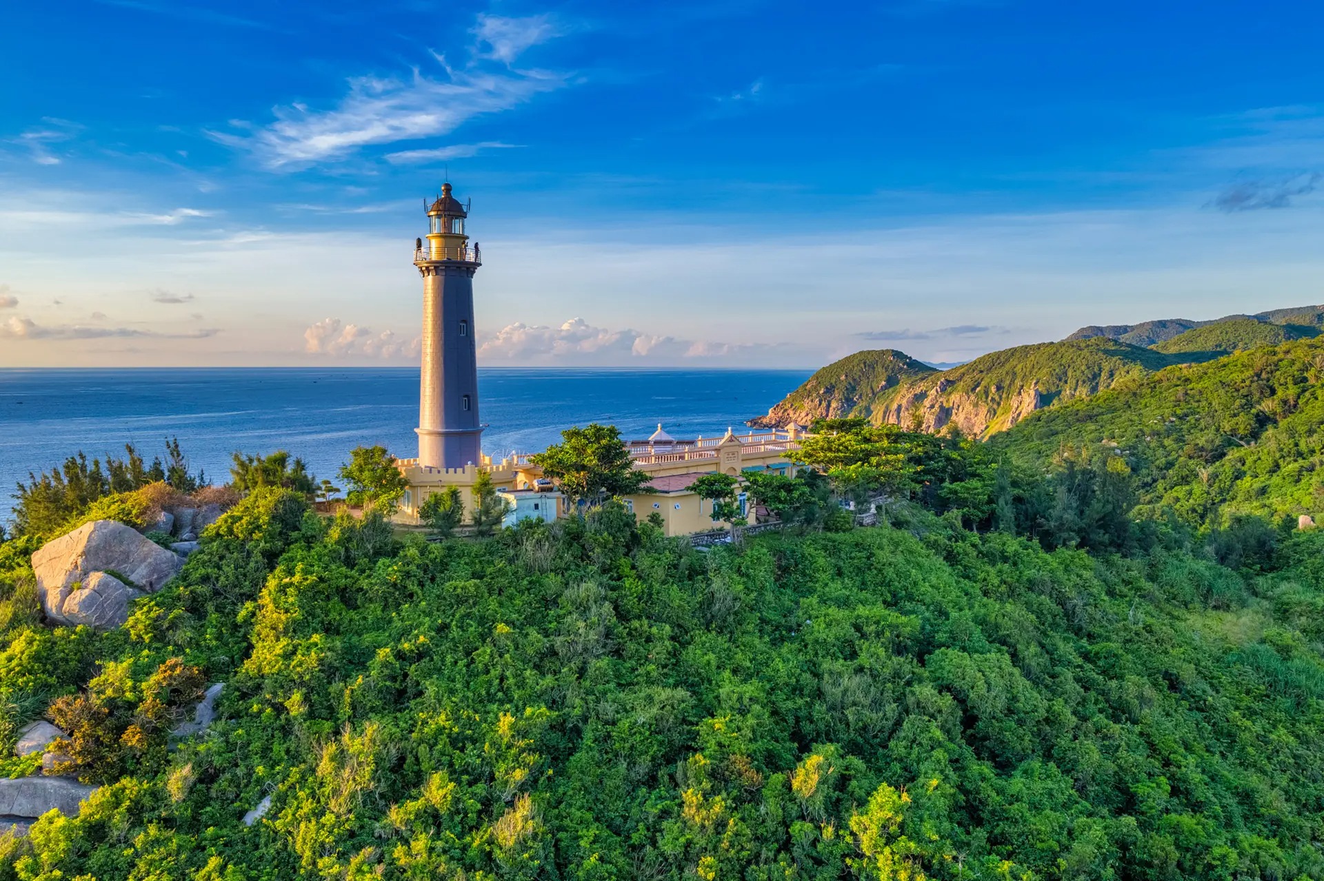 Tour trong ngày I Trải nghiệm ngắm bình minh tại Mũi Điện tại Phú Yên I Quy Nhơn