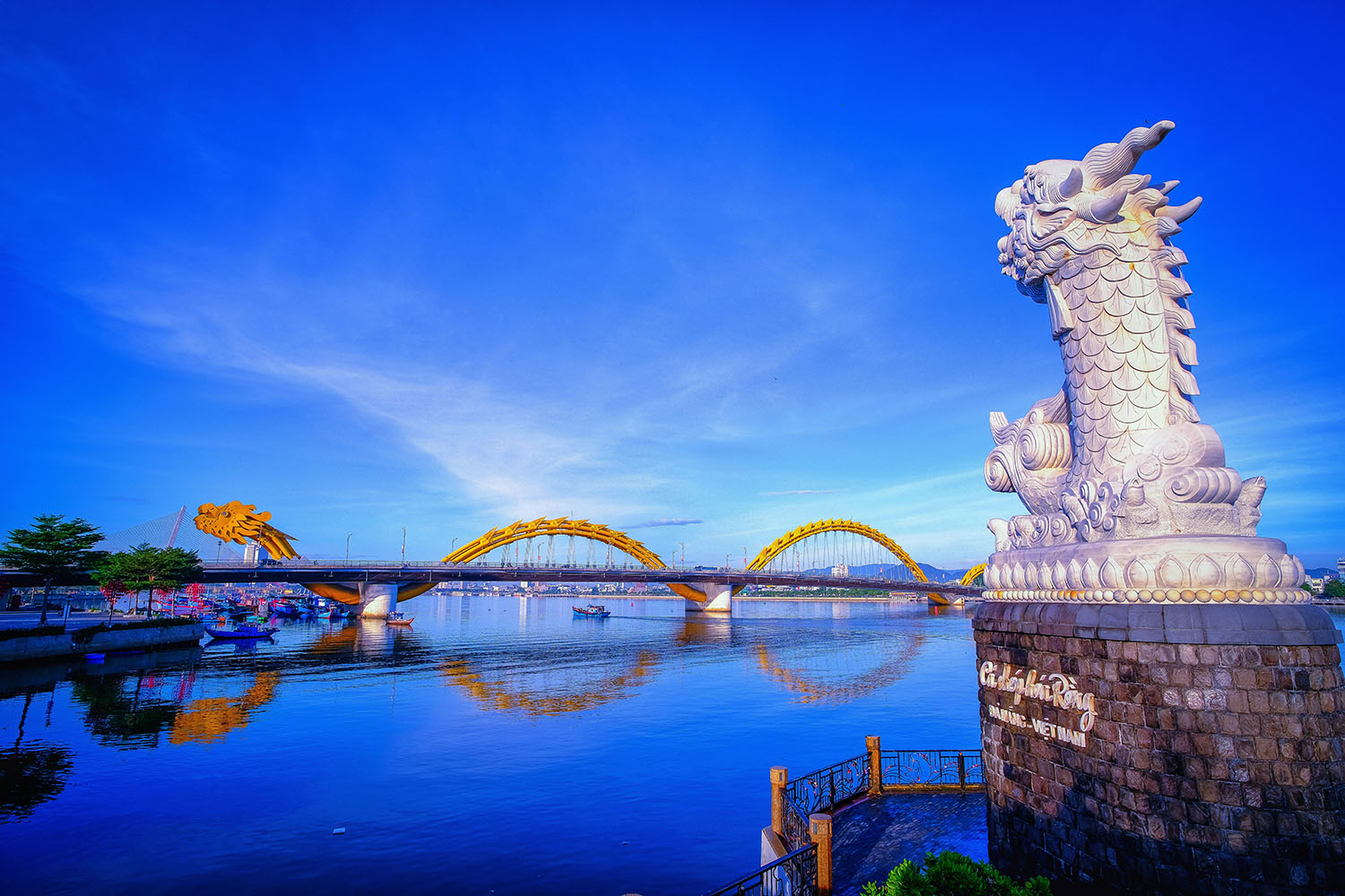 Day Tour | Da Nang By Night and Han River Cruise | Da Nang