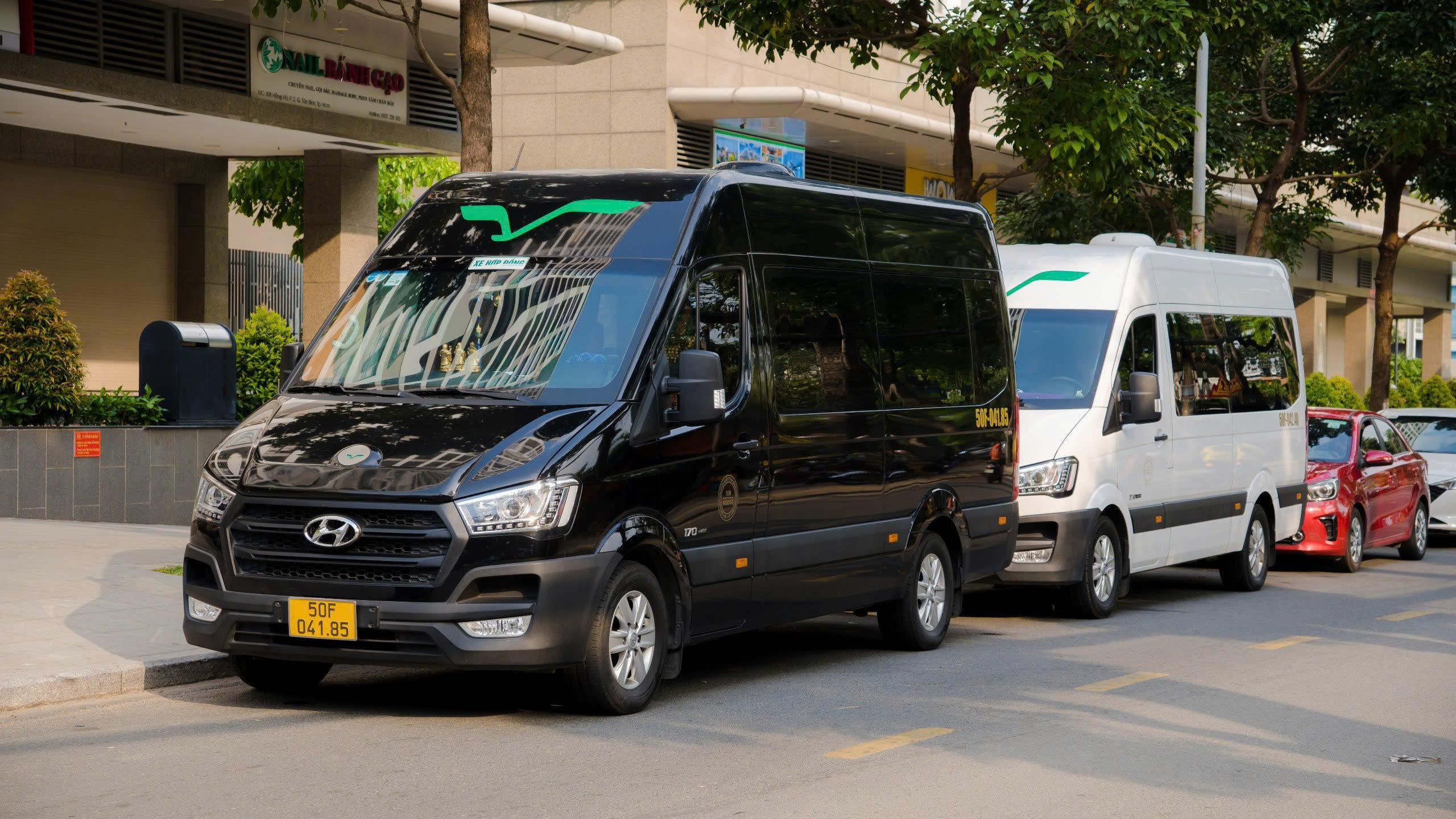 Limousine Shuttle Service from Tan Son Nhat Airport to Vung Tau and Return