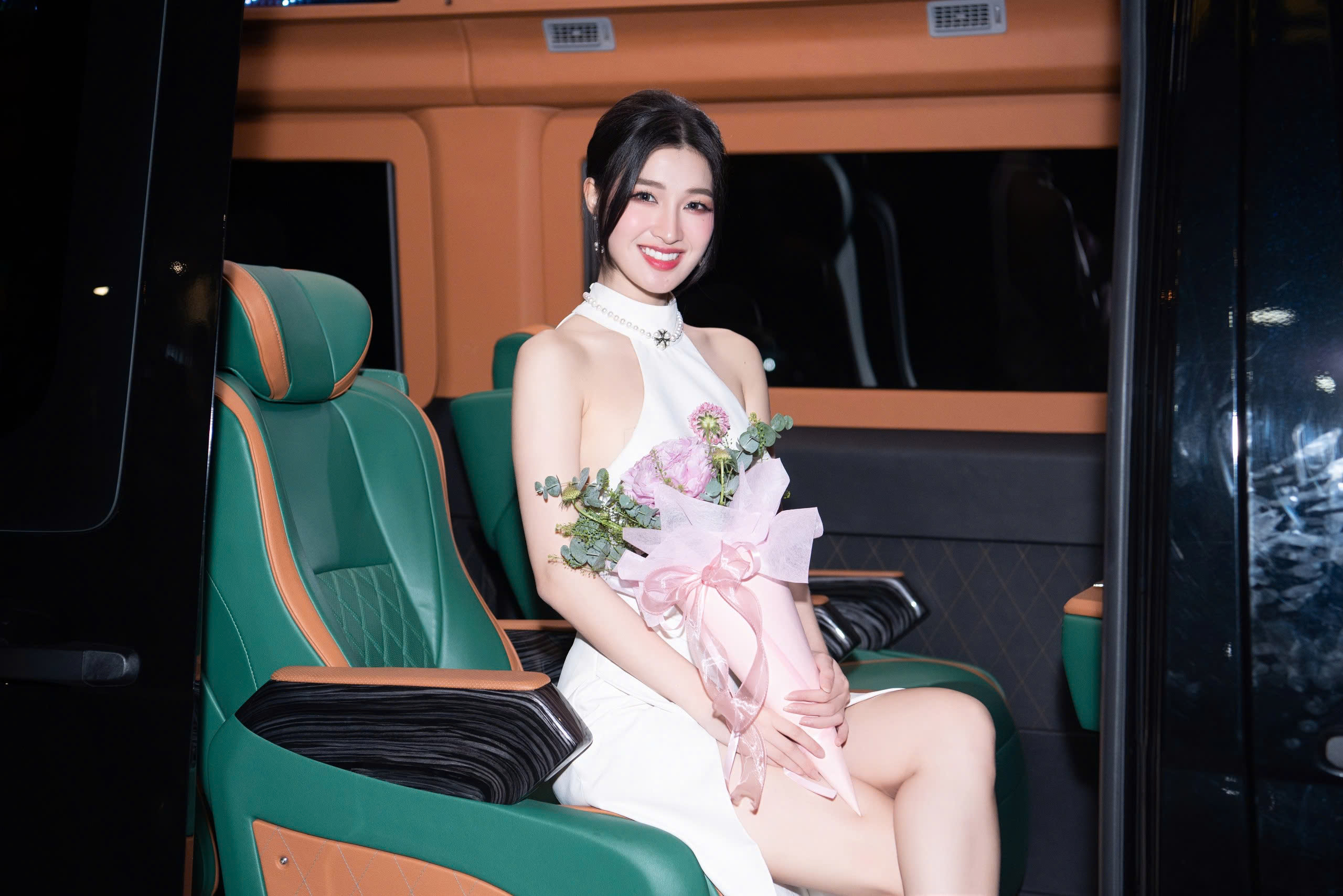 Limousine shuttle service from Ho Chi Minh City to Vung Tau and vice versa | Vietnam