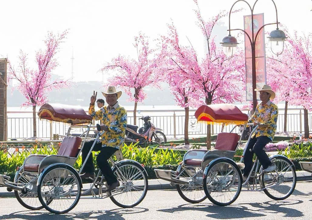 一日游 I 体验岘港的三轮车之旅和购物 I 岘港