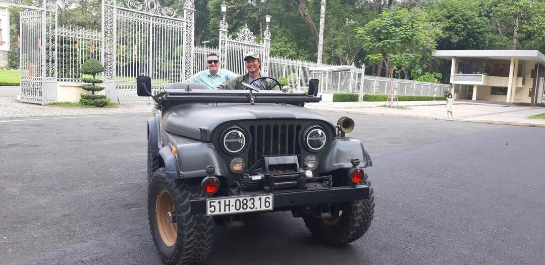 Tour trong ngày I Tour riêng khám phá Sai Gon trong ngày bằng xe Jeep Quân đội I Thành phố Hồ Chí Minh