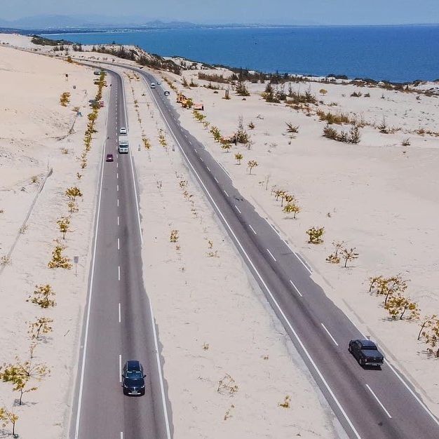 Day Tour | Private Tour to Explore Bau Trang - Sand Dunes - Fishing Village - Fairy Stream by Jeep | Phan Thiet