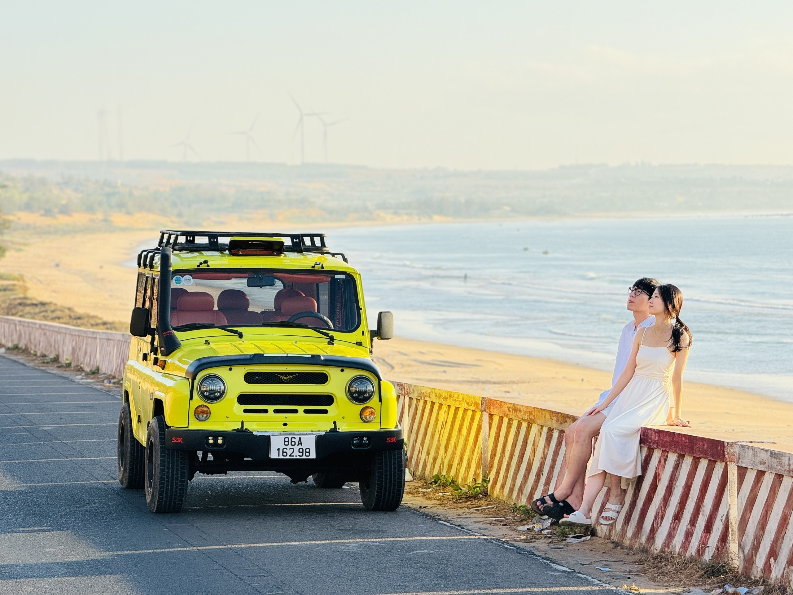 Tour trong ngày I Tour riêng Khám phá Cung đường Bàu Trắng - Đồi Cát - Cung đường biển - Làng Chài - Suối Tiên bằng Xe Jeep I Phan Thiết