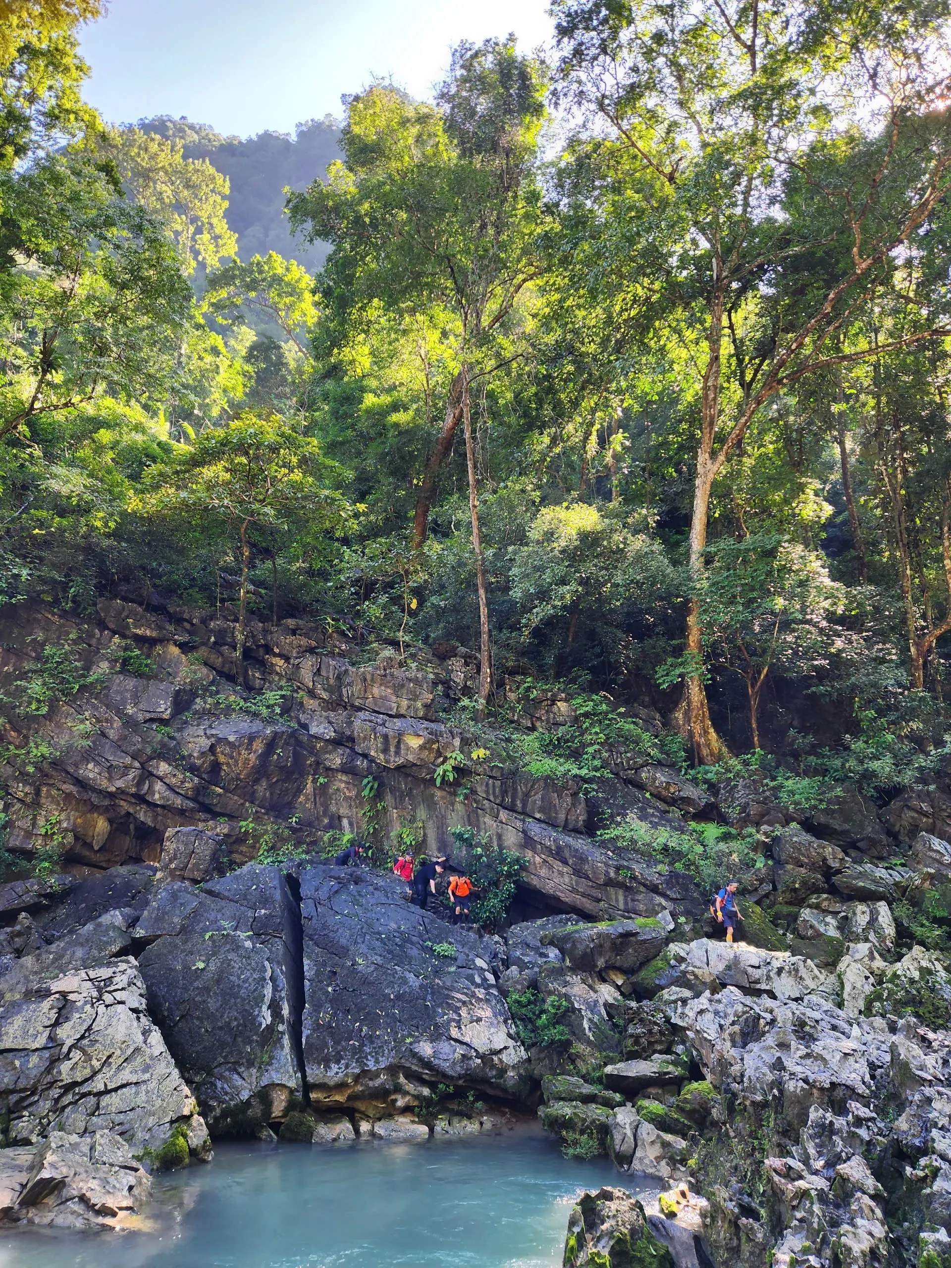 Tour 3N2Đ I Trải nghiệm khám phá hệ thống Hang Hung Thoòng tại rừng nguyên sinh Phong Nha - Kẻ Bàng I Quảng Bình