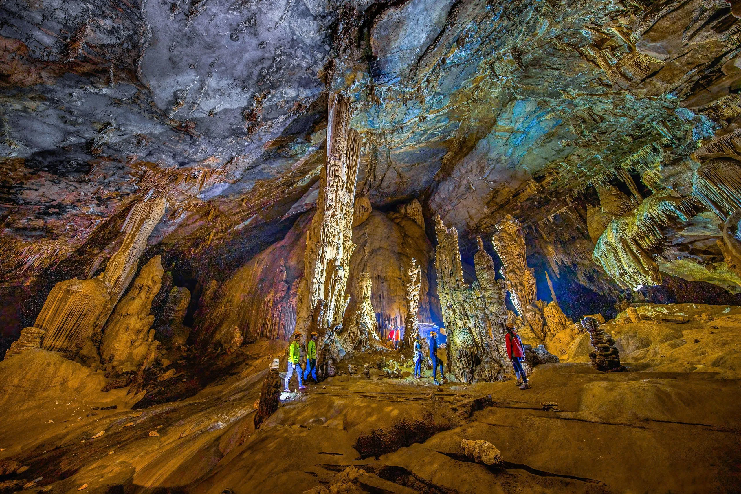 Tour 3N2Đ I Trải nghiệm khám phá hệ thống Hang Hung Thoòng tại rừng nguyên sinh Phong Nha - Kẻ Bàng I Quảng Bình