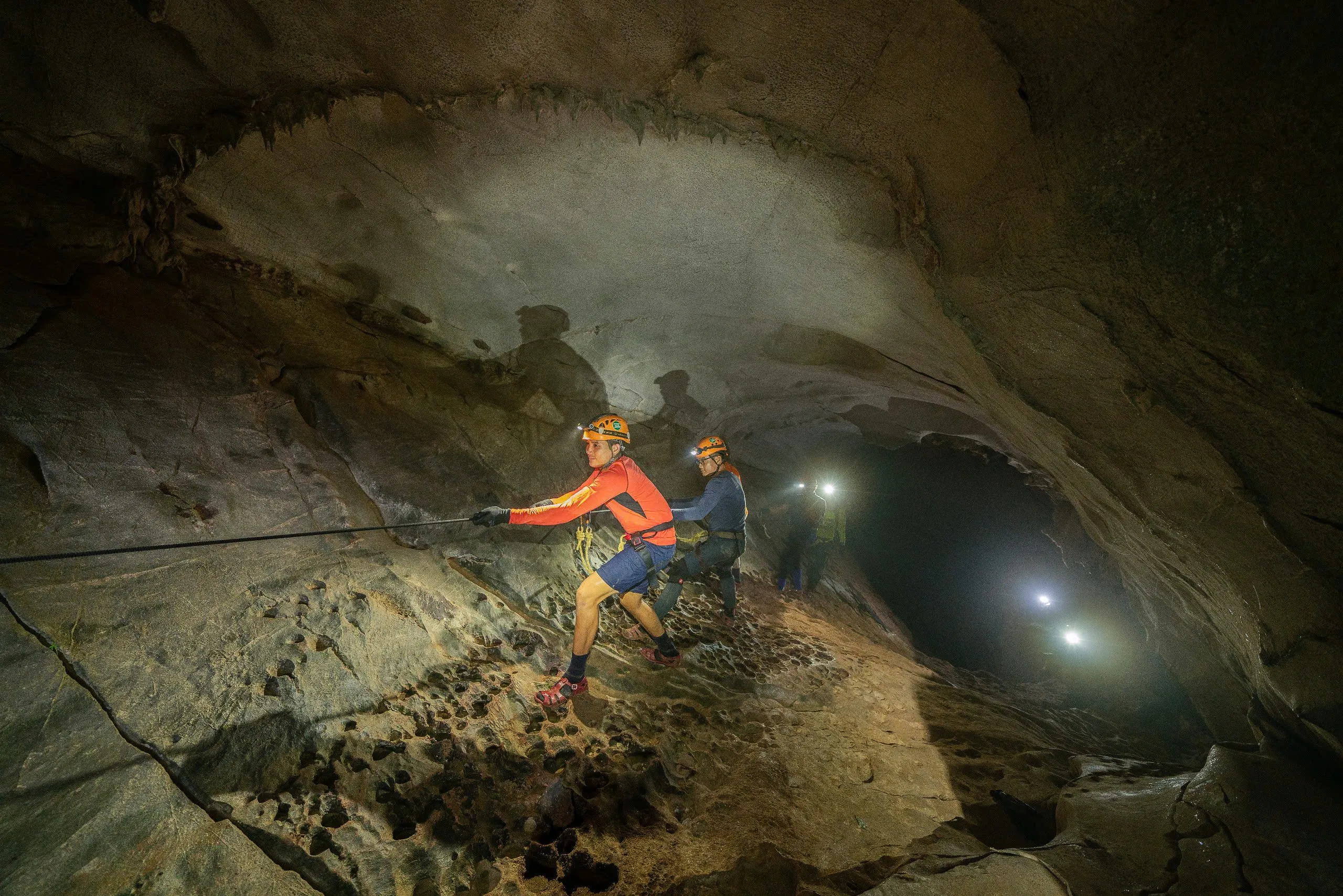 Tour 3N2Đ I Trải nghiệm khám phá hệ thống Hang Hung Thoòng tại rừng nguyên sinh Phong Nha - Kẻ Bàng I Quảng Bình