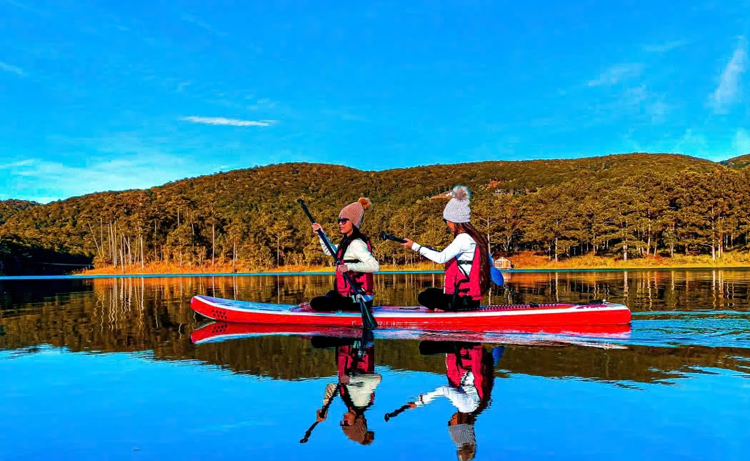 Day Tour | Half-day SUP Paddling Tour on Tuyen Lam Lake | Da Lat