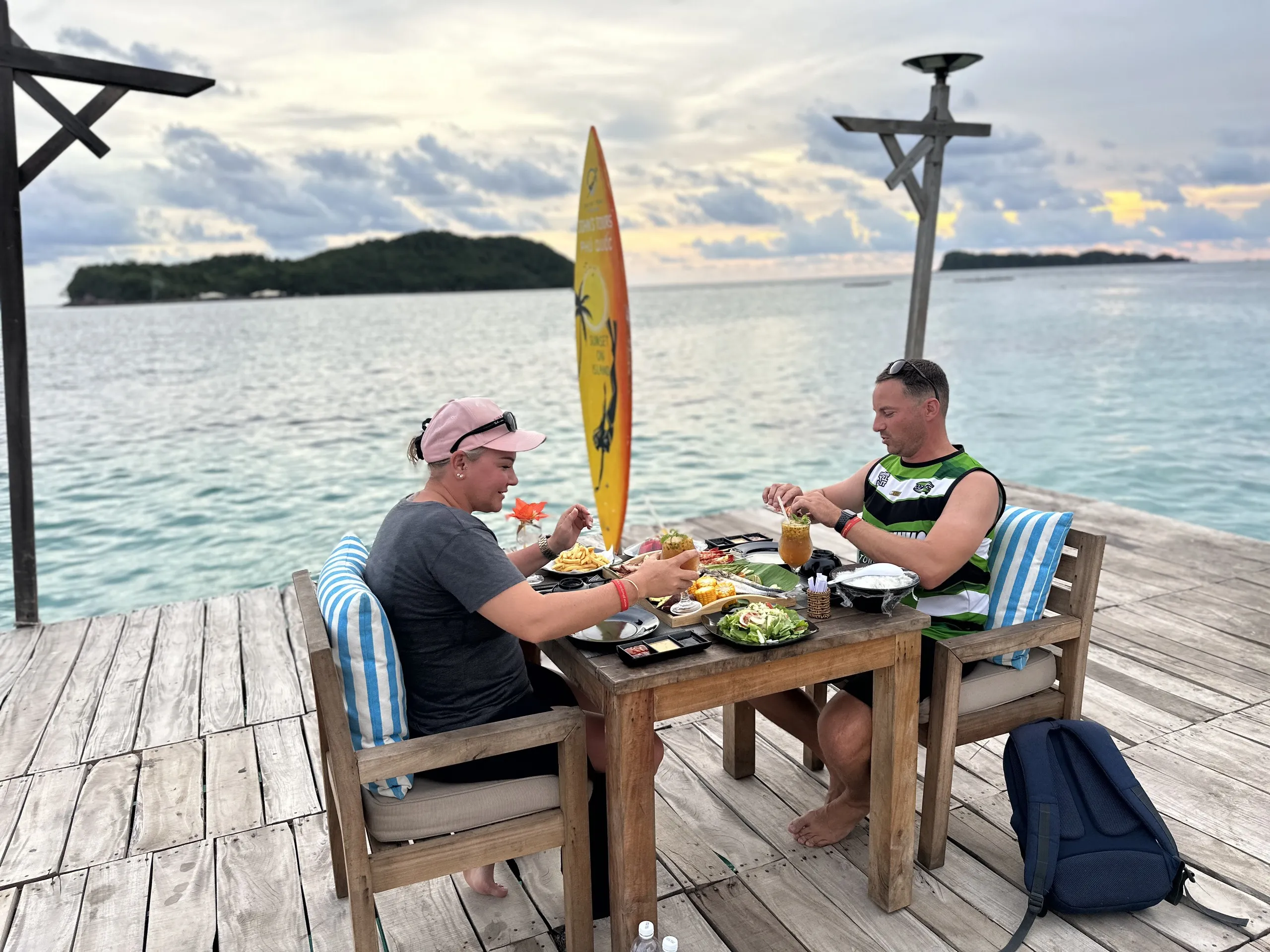 Day Tour | 2-Island Tour – Coral Viewing – Sunset – Barbecue Dinner