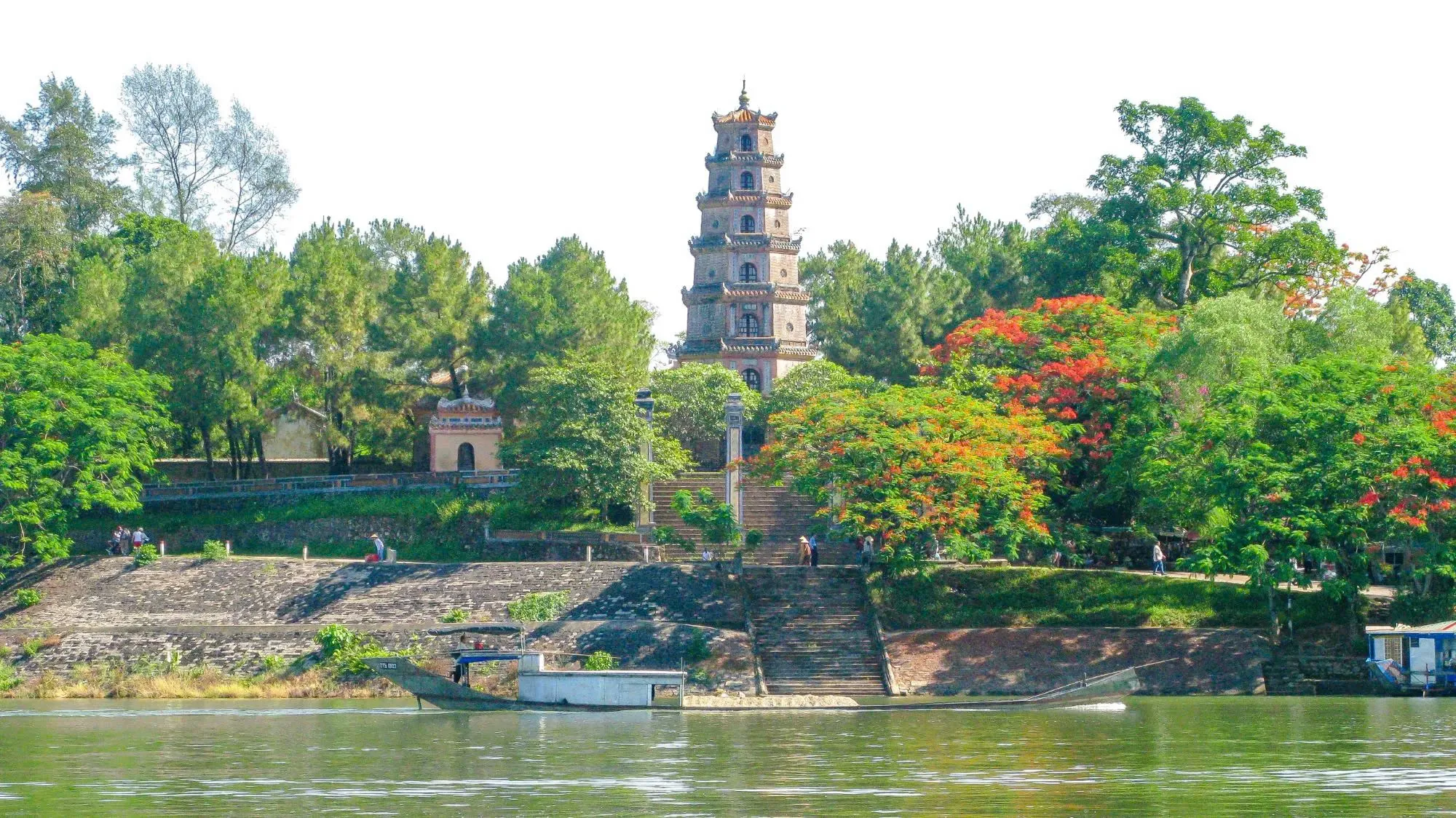 Private Tour | Cycling Experience Exploring the Historical and Cultural Heritage of the Ancient Capital | Hue