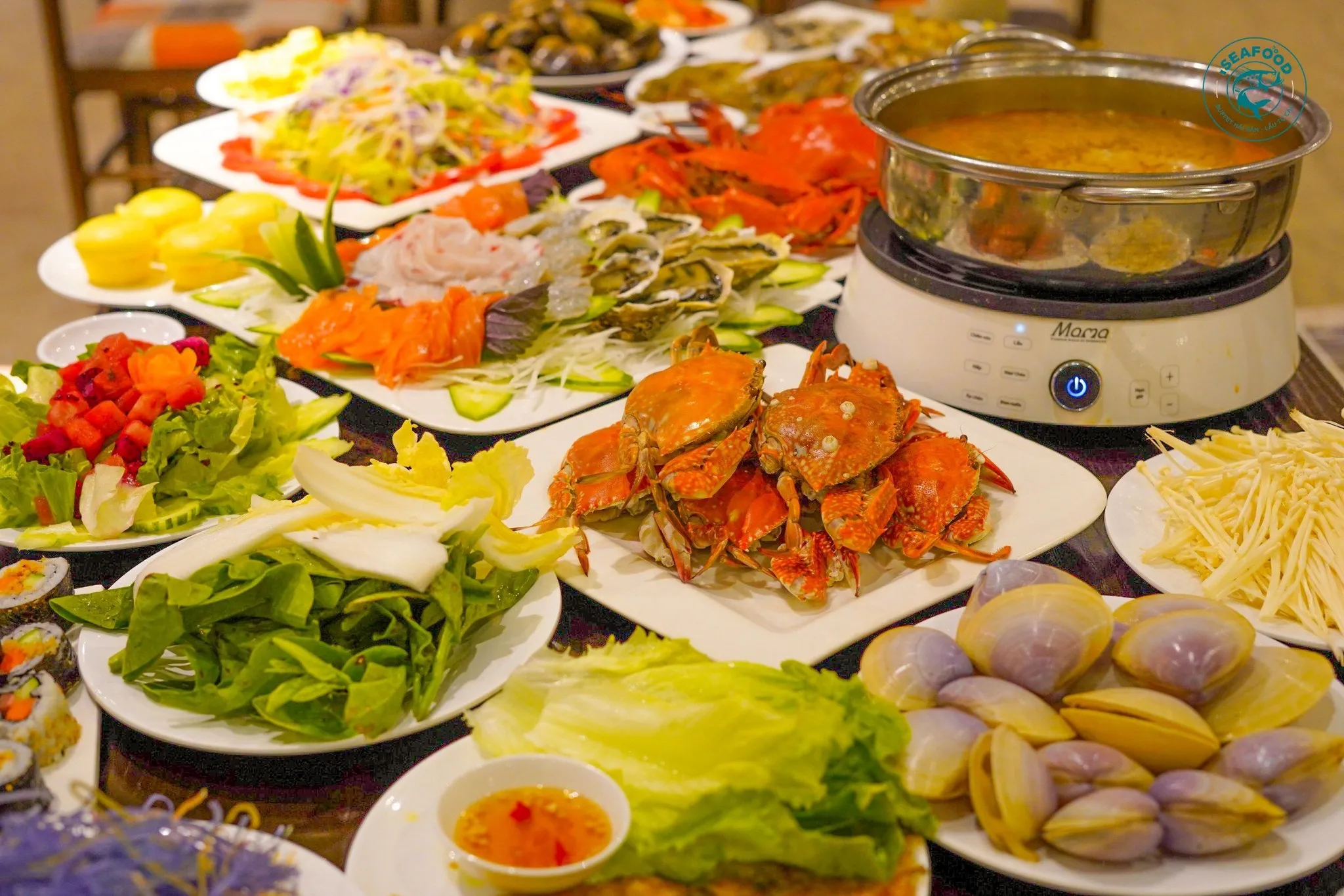 Savor a Sumptuous Buffet at Iseafood Restaurant in Beautiful Ha Long | Quang Ninh