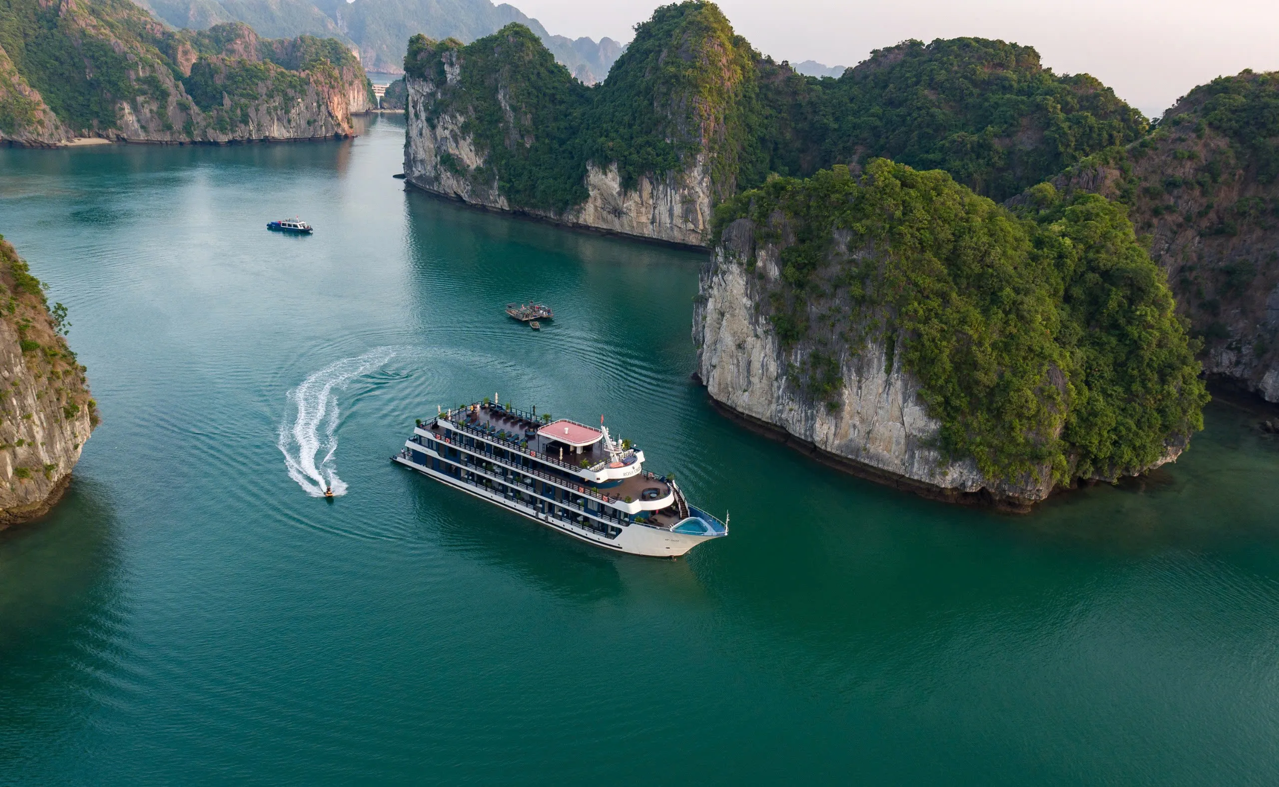 2D1N Tour | Relaxing in Ha Long and Lan Ha Bay with Rosy 5-Star Cruise | Ha Long