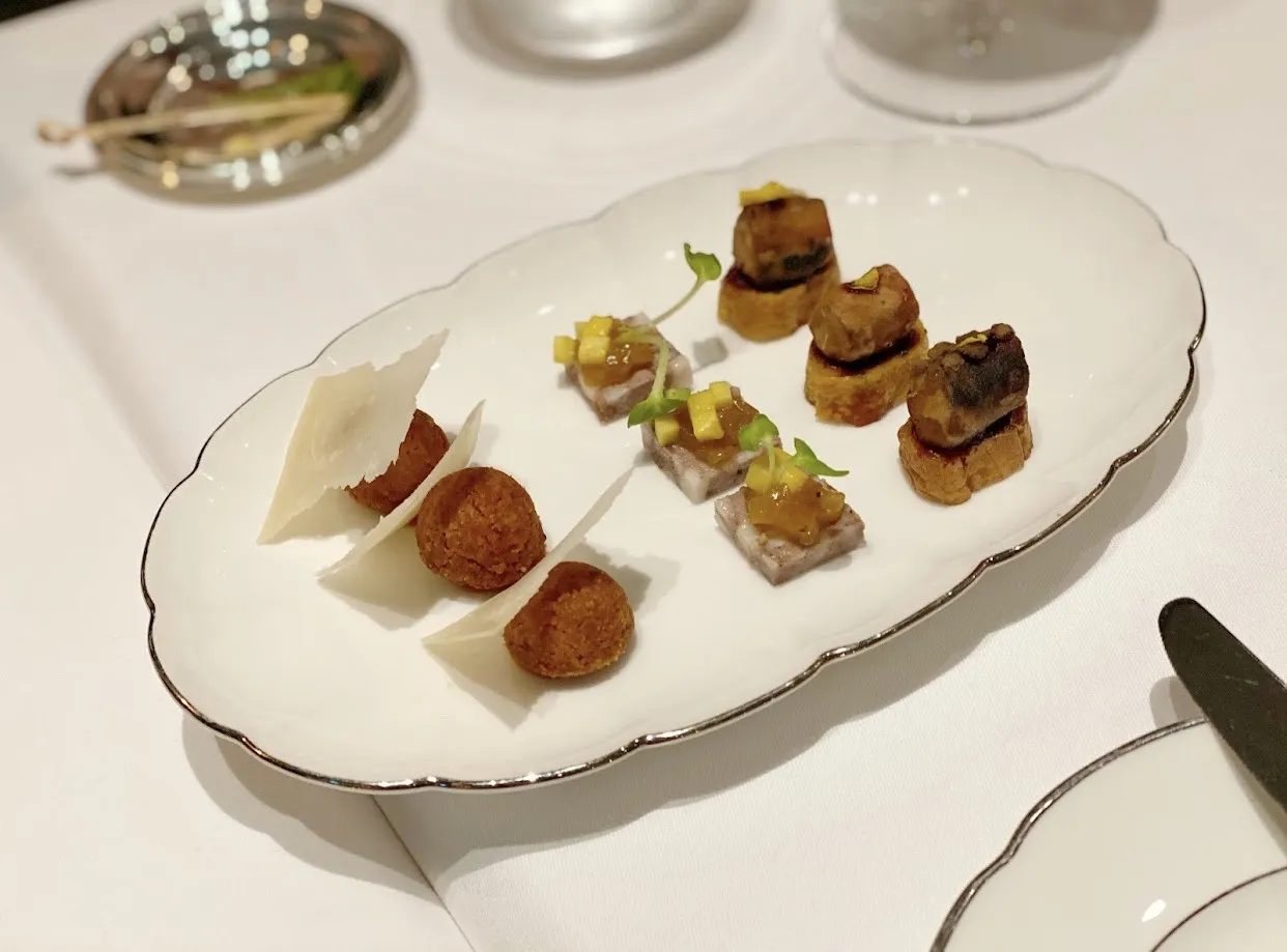 Trải nghiệm ăn uống tại Nhà Hàng La Maison 1888 - ONE MICHELIN STAR RESTAURANT | Đà Nẵng