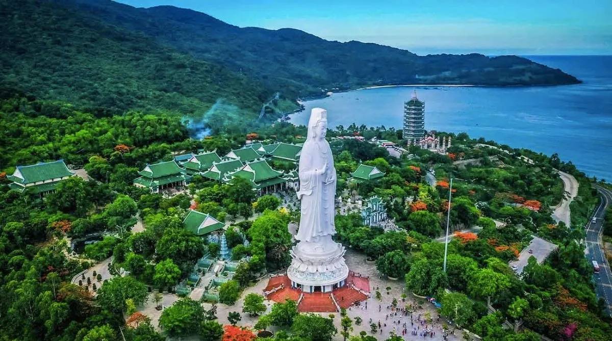 Tour trong ngày | Tham quan Dãy Ngũ Hành Sơn khởi hành từ Hội An